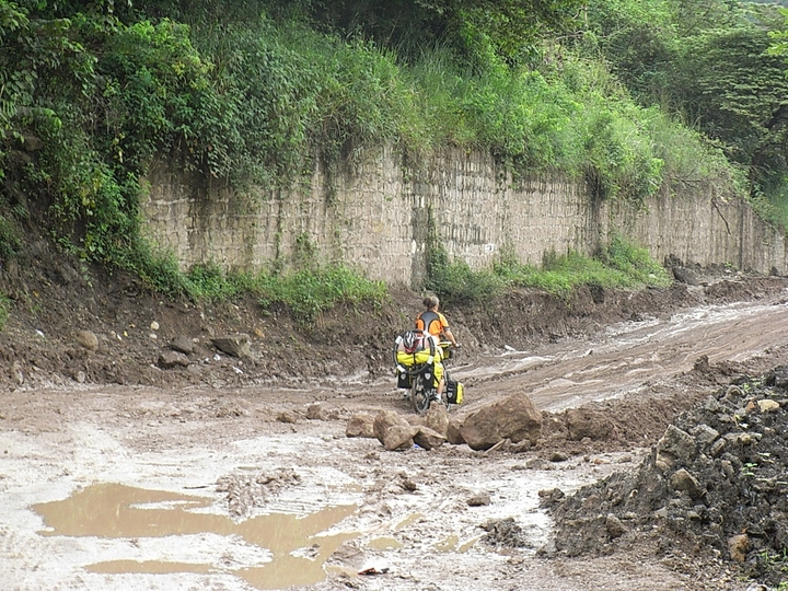 Schlammstrasse nach Gracias - Honduras